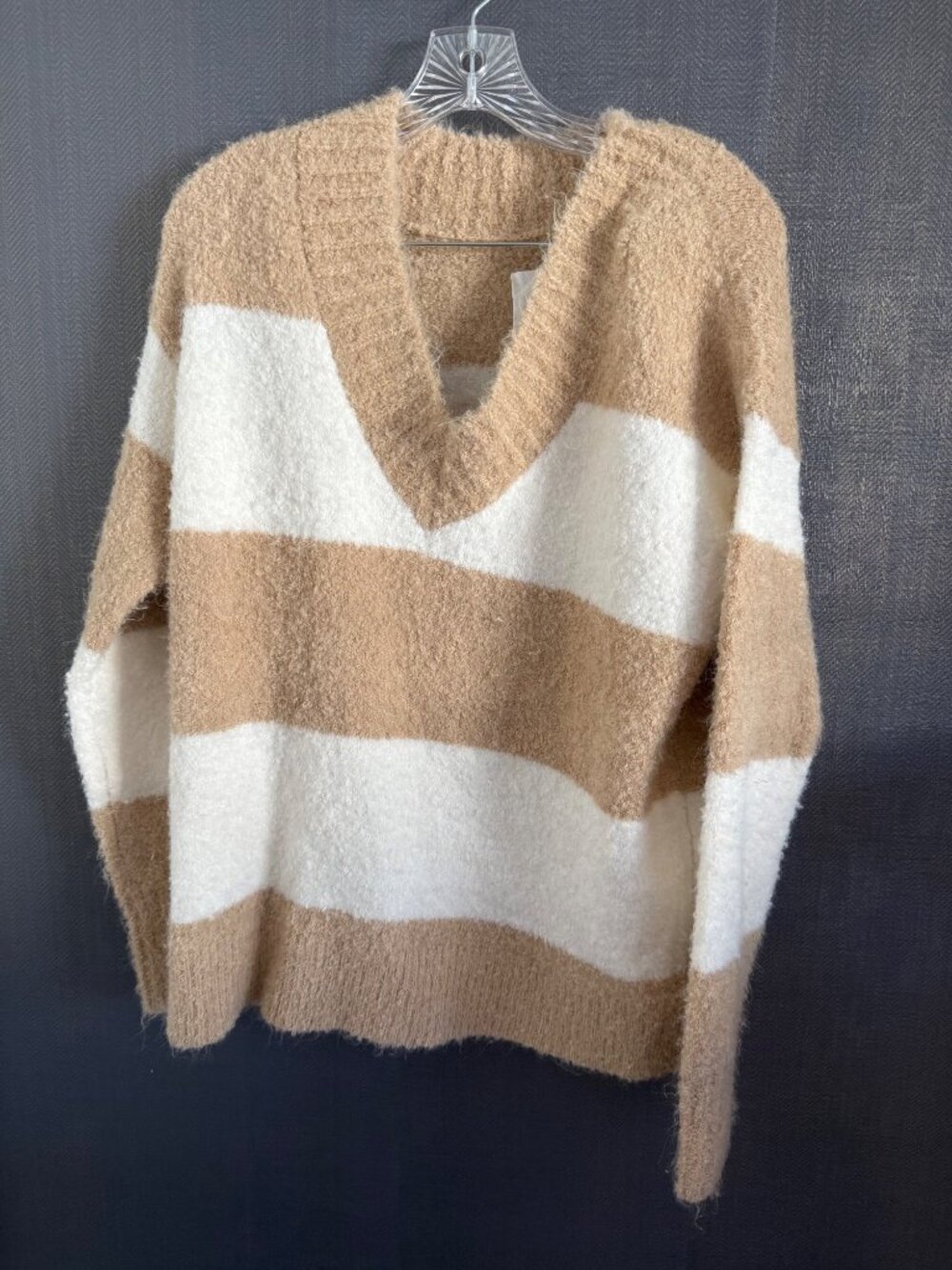Aerie Womens Striped V-Neck Sweater XS Tan & White Cozy Knit Pullover